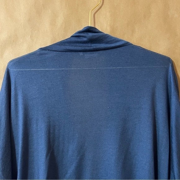 Alice + Olivia | Base Draped Wrap Popover Top Tencel Silk Blue Size M - Picture 12 of 15